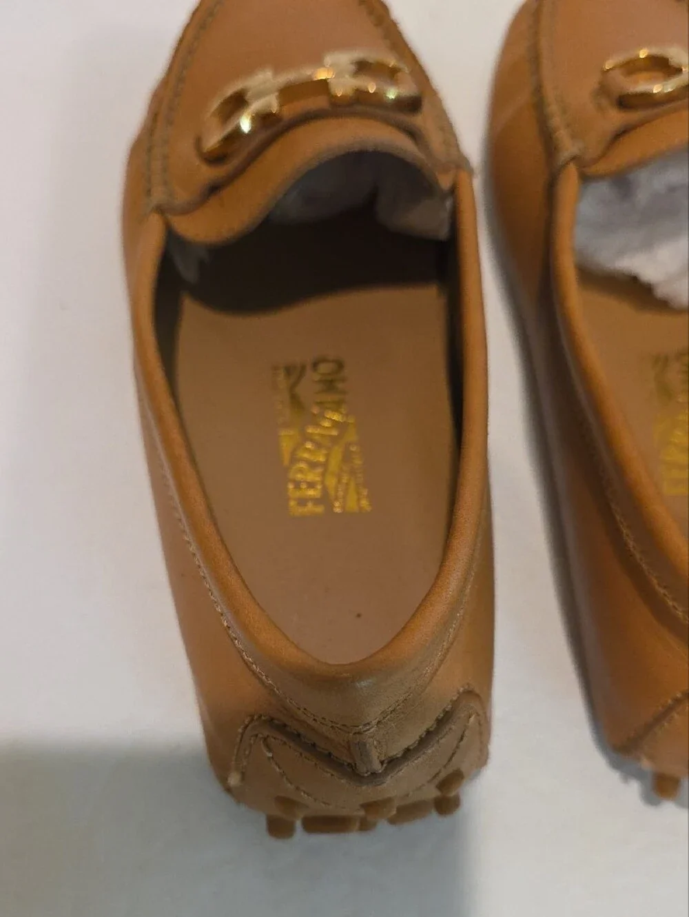 Ferragamo Tan Leather Driving Loafers with Gold Hardware Size 27